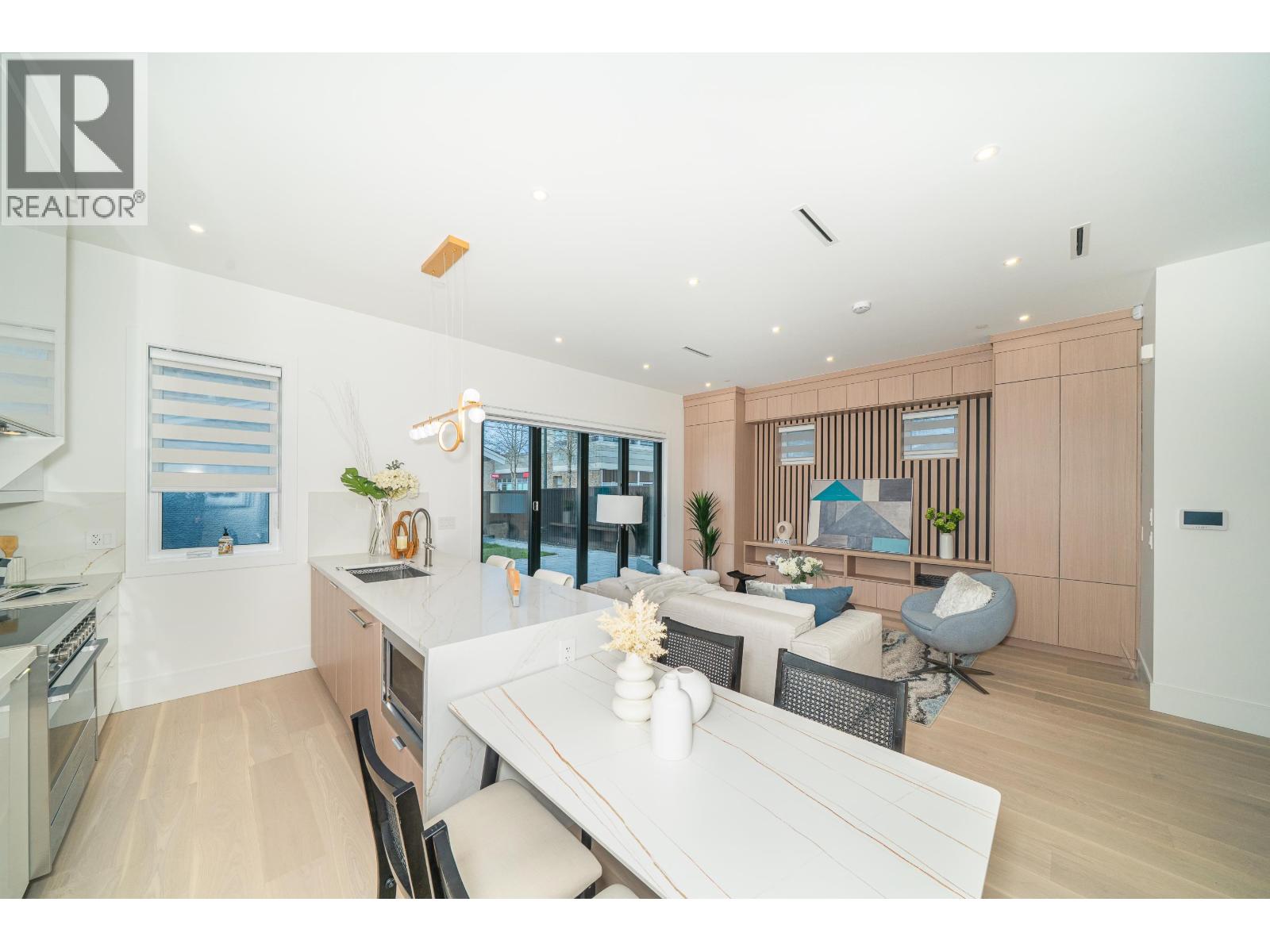 748 E 47TH AVENUE, Vancouver