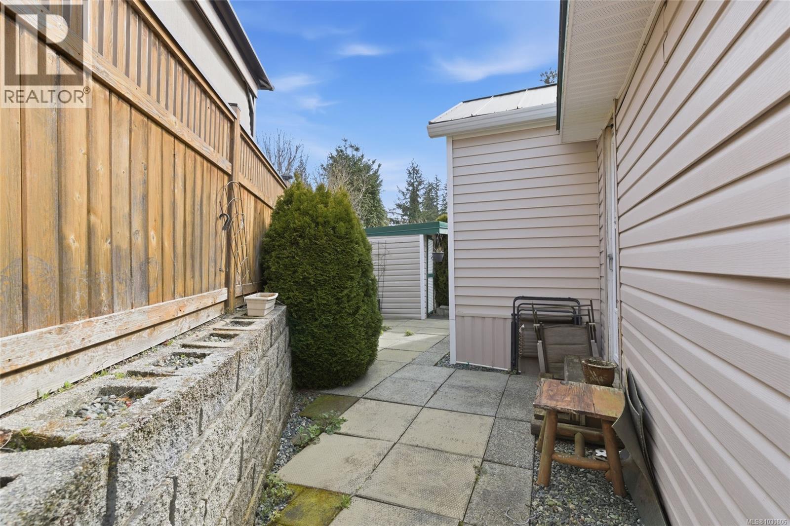2118 Buttle Lake Way - 18