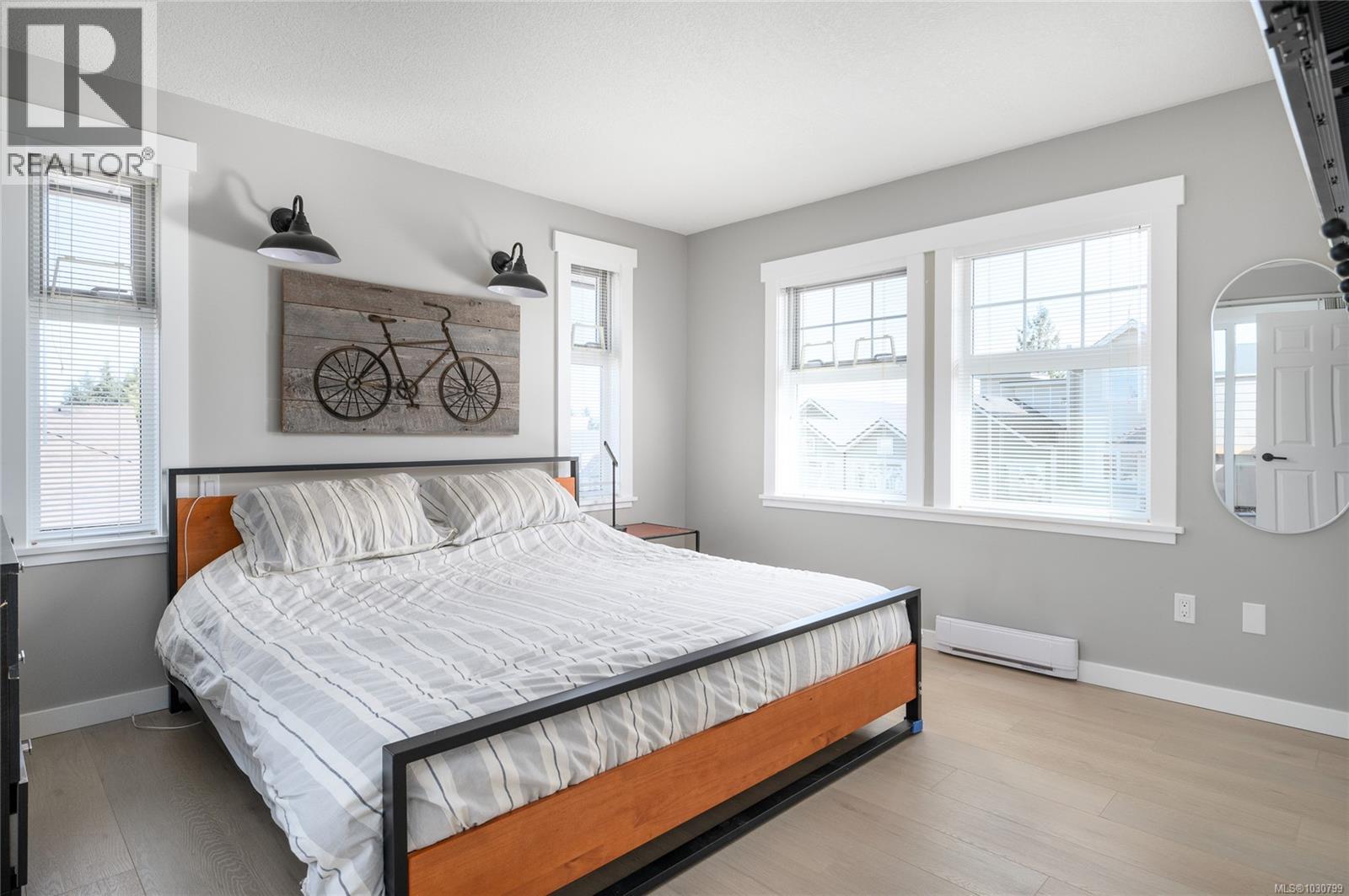 6 211 Second Ave W, Qualicum Beach