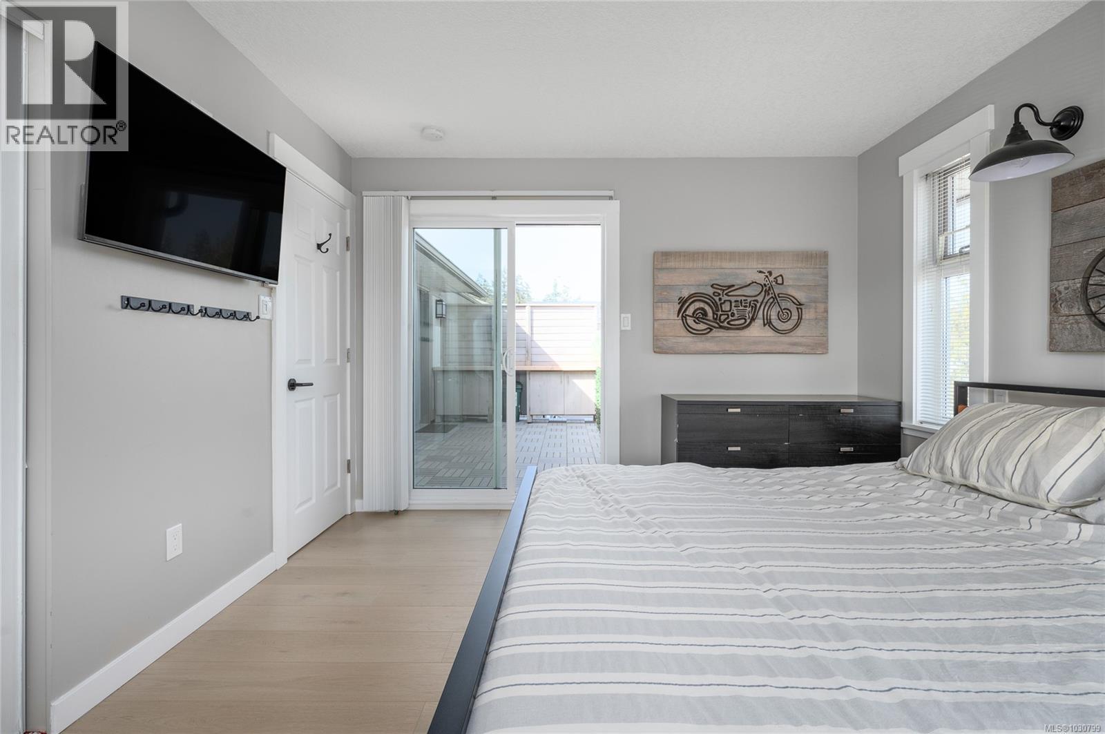 6 211 Second Ave W, Qualicum Beach