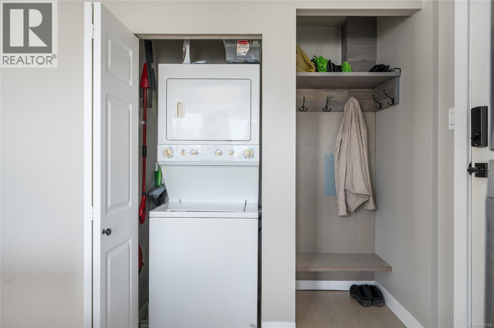 6 211 Second Ave W, Qualicum Beach