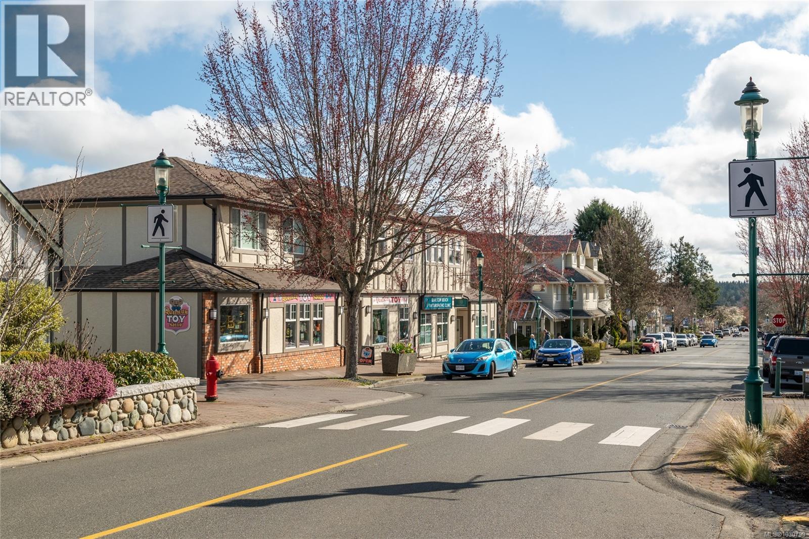 6 211 Second Ave W, Qualicum Beach