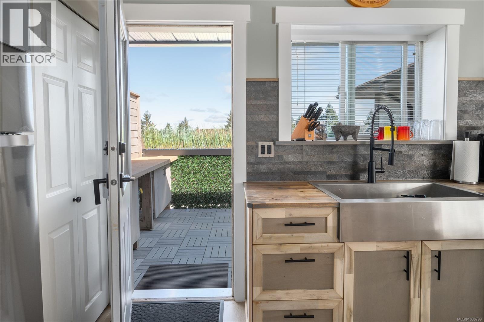 6 211 Second Ave W, Qualicum Beach