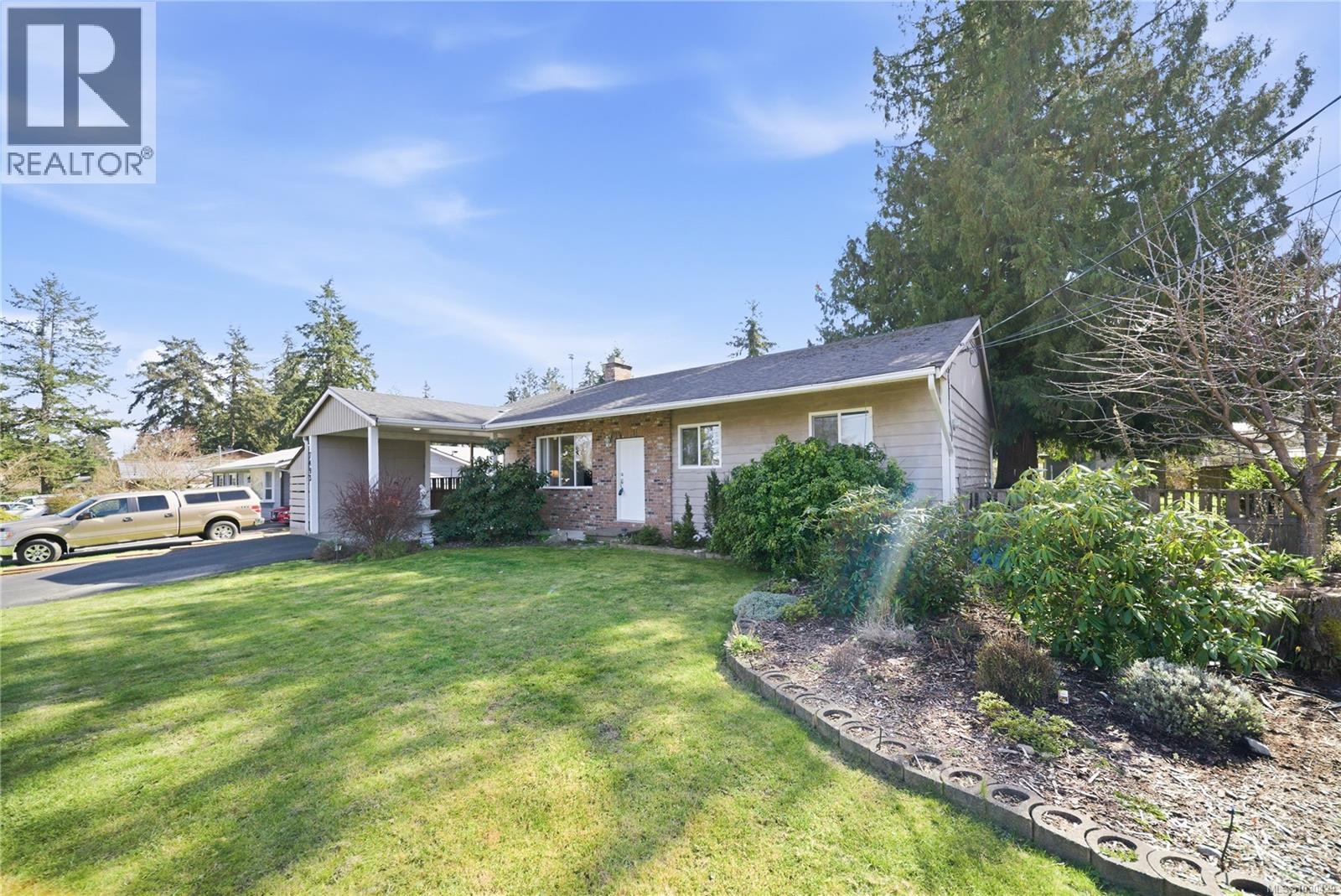 7493 ANDREA CRES - 32