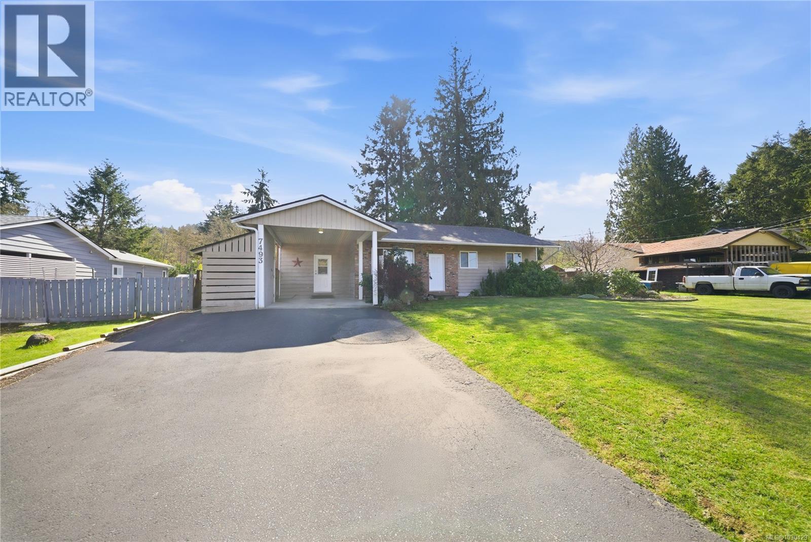 7493 ANDREA CRES - 34