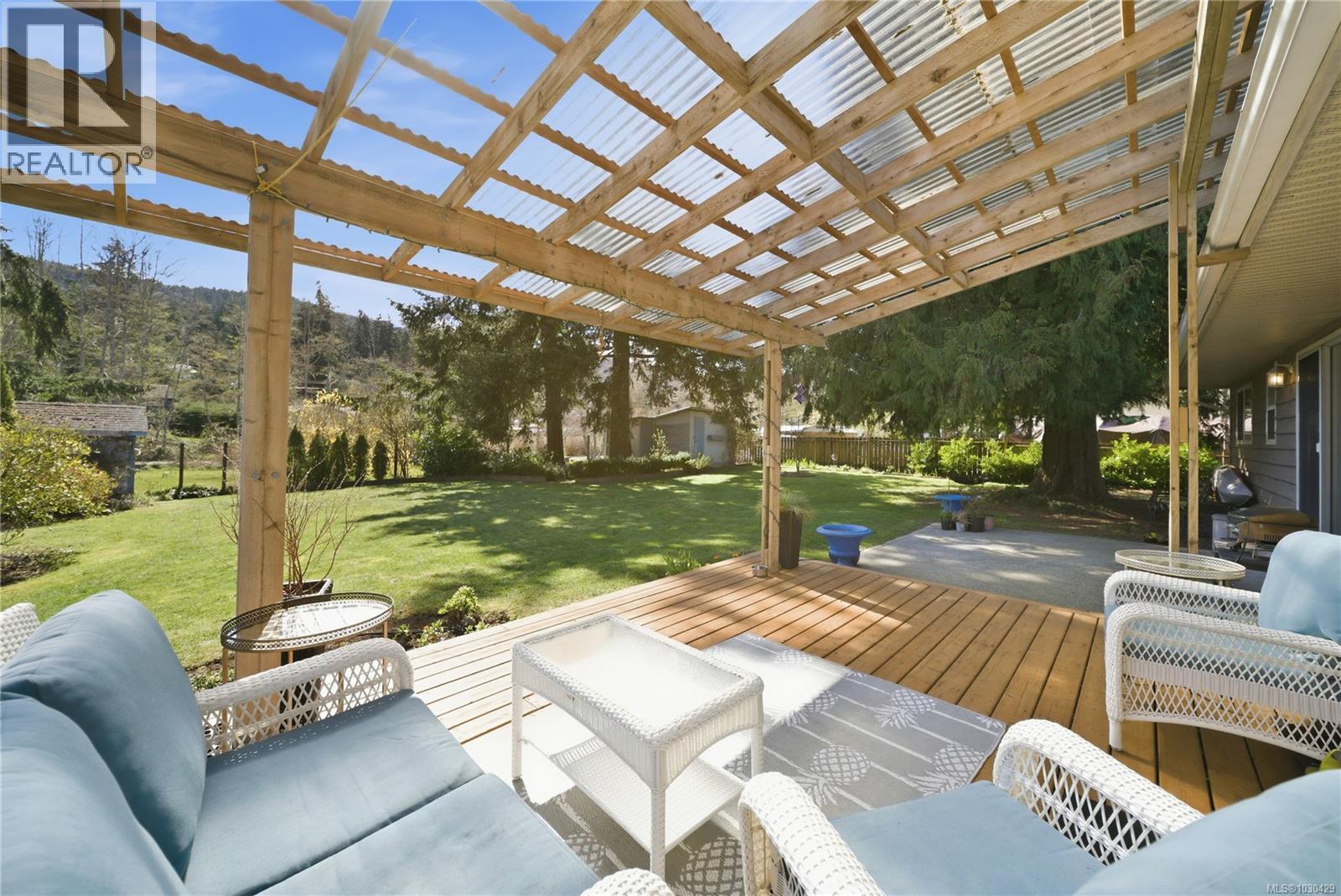 7493 ANDREA CRES - 36