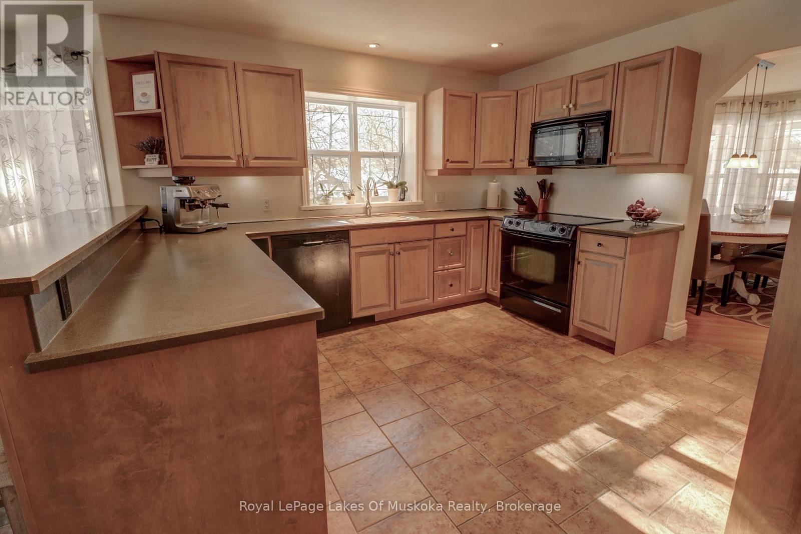 317 FALCON ROAD - 14