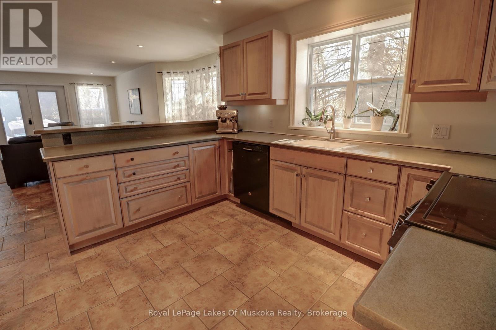 317 FALCON ROAD - 15