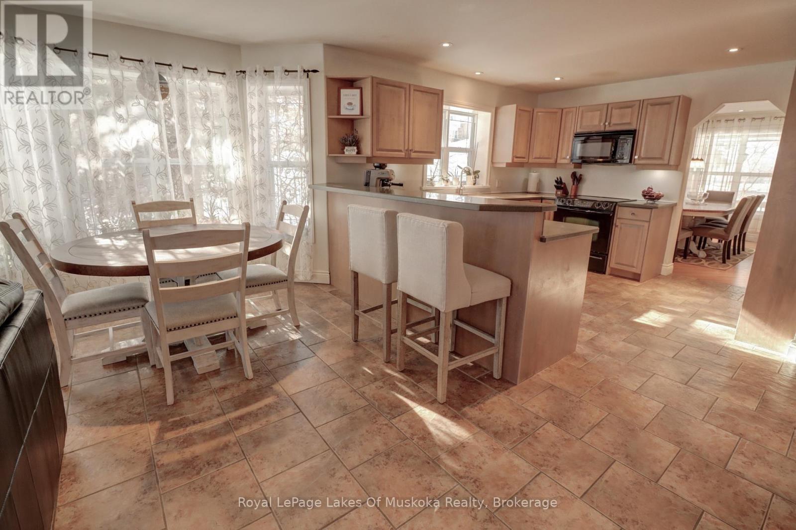 317 FALCON ROAD - 16