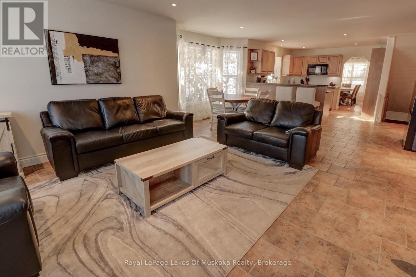 317 FALCON ROAD - 18