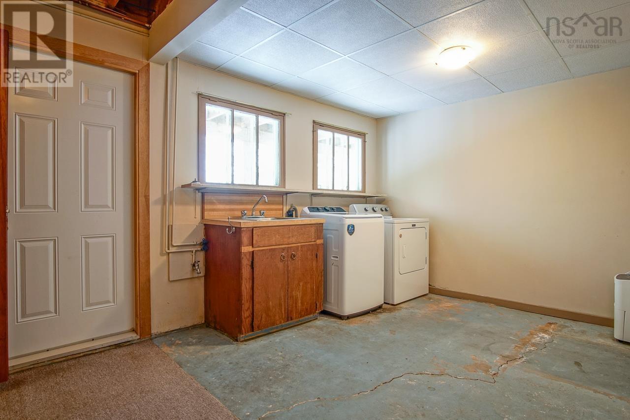 Property 21 of 25 of 373 Park Street