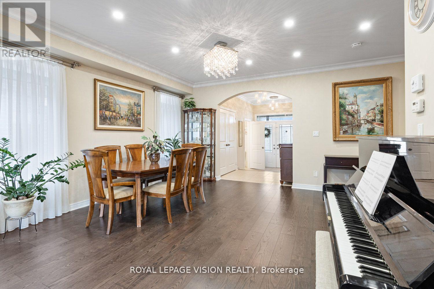 41 TREETOPS BOULEVARD - 16
