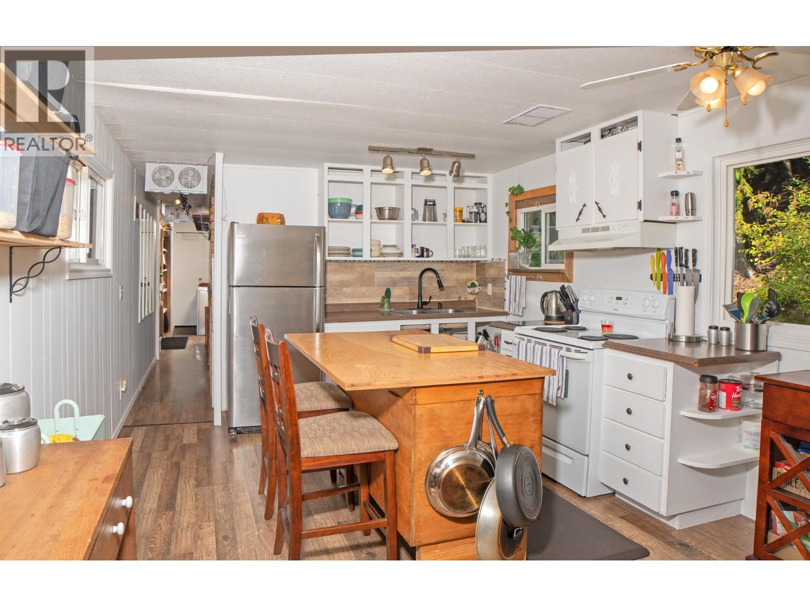 1137 36th Avenue N, Creston