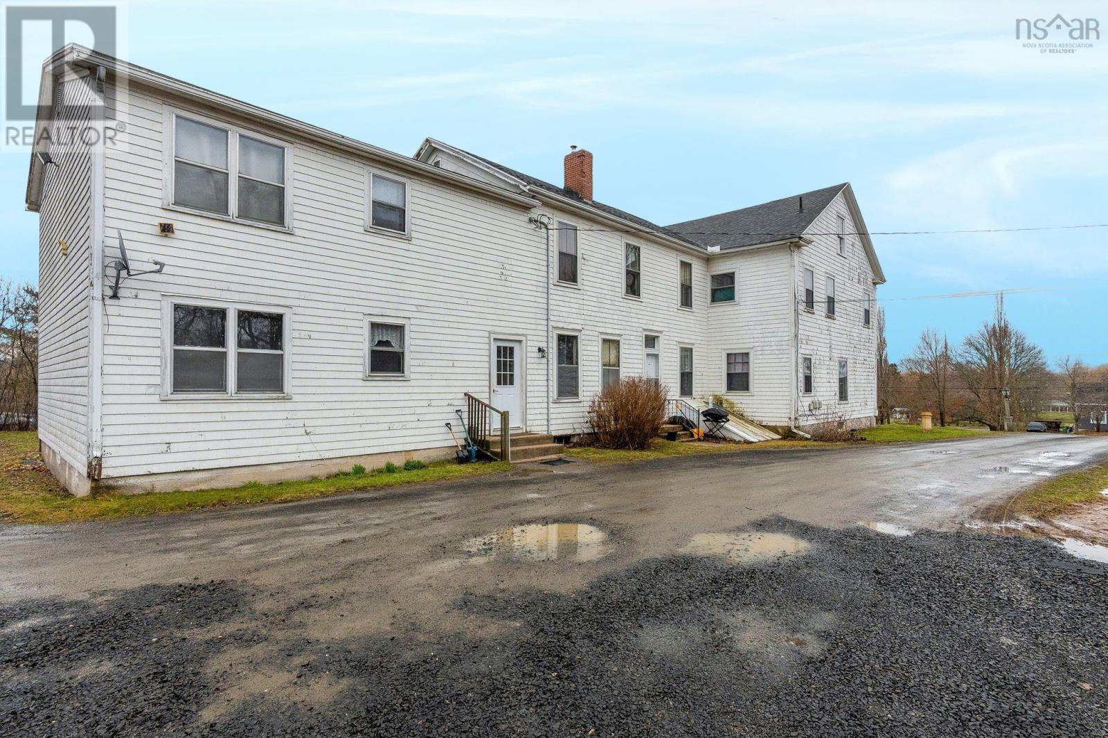 Property 3 of 33 of 225 Granville Street