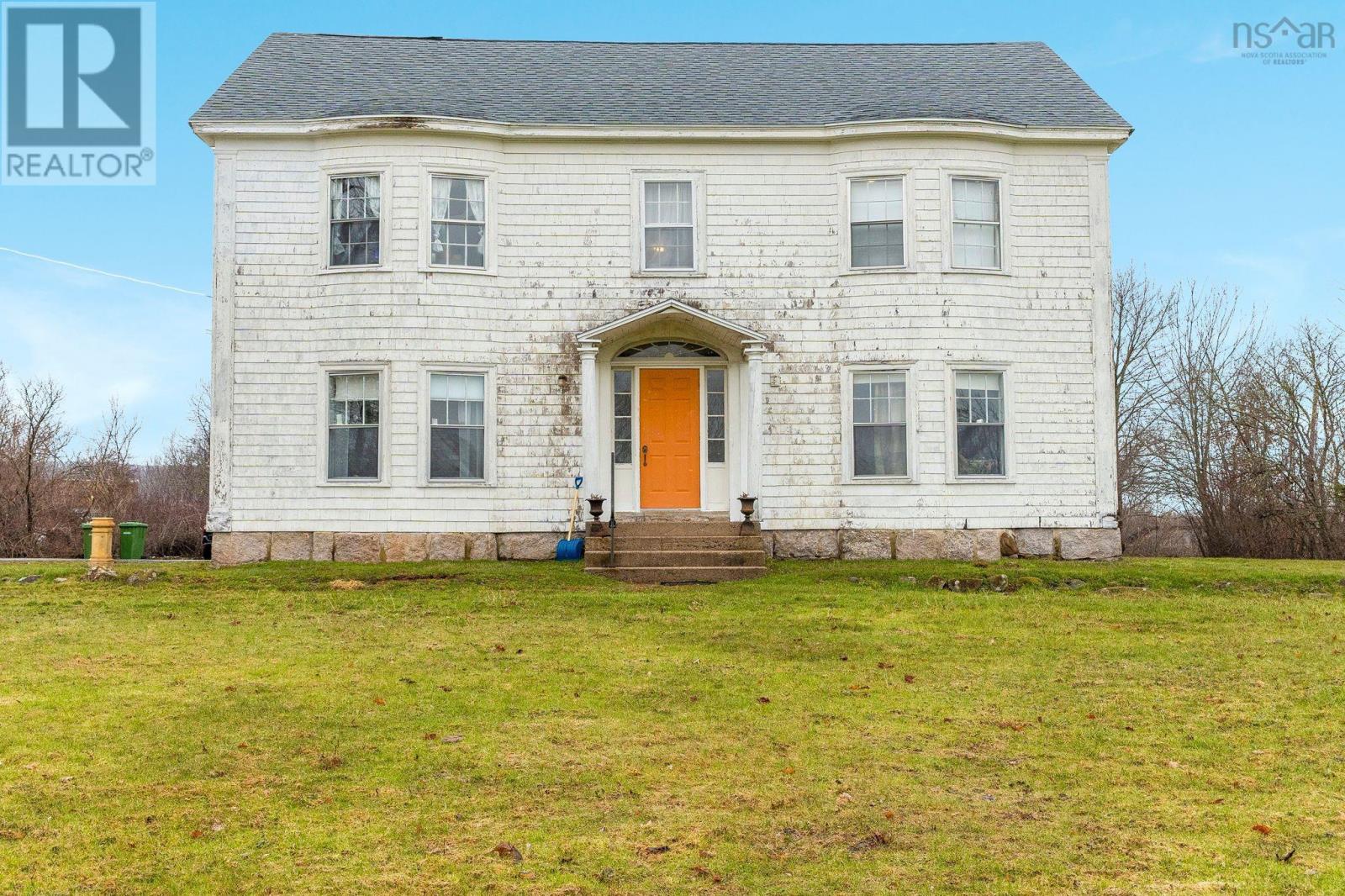 Property 33 of 33 of 225 Granville Street