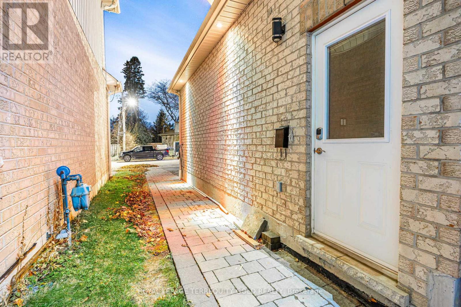 BSMT - 66 RIDEOUT STREET