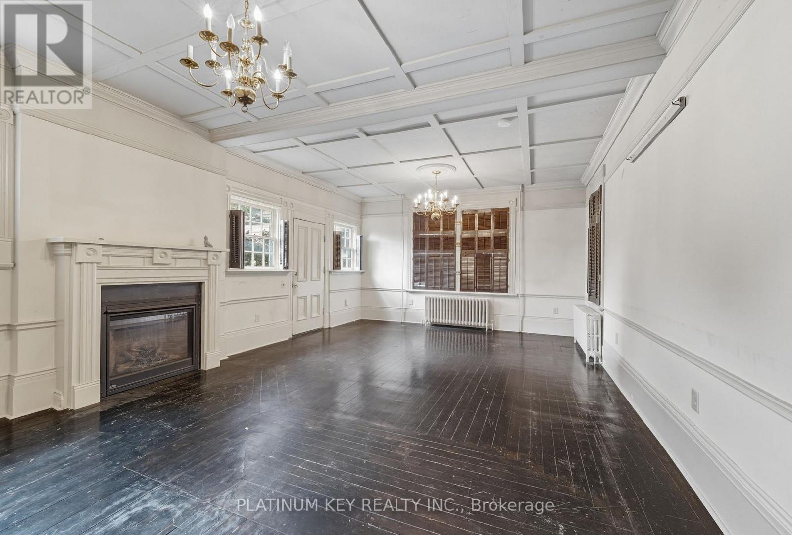 603 QUEENS AVENUE - 8