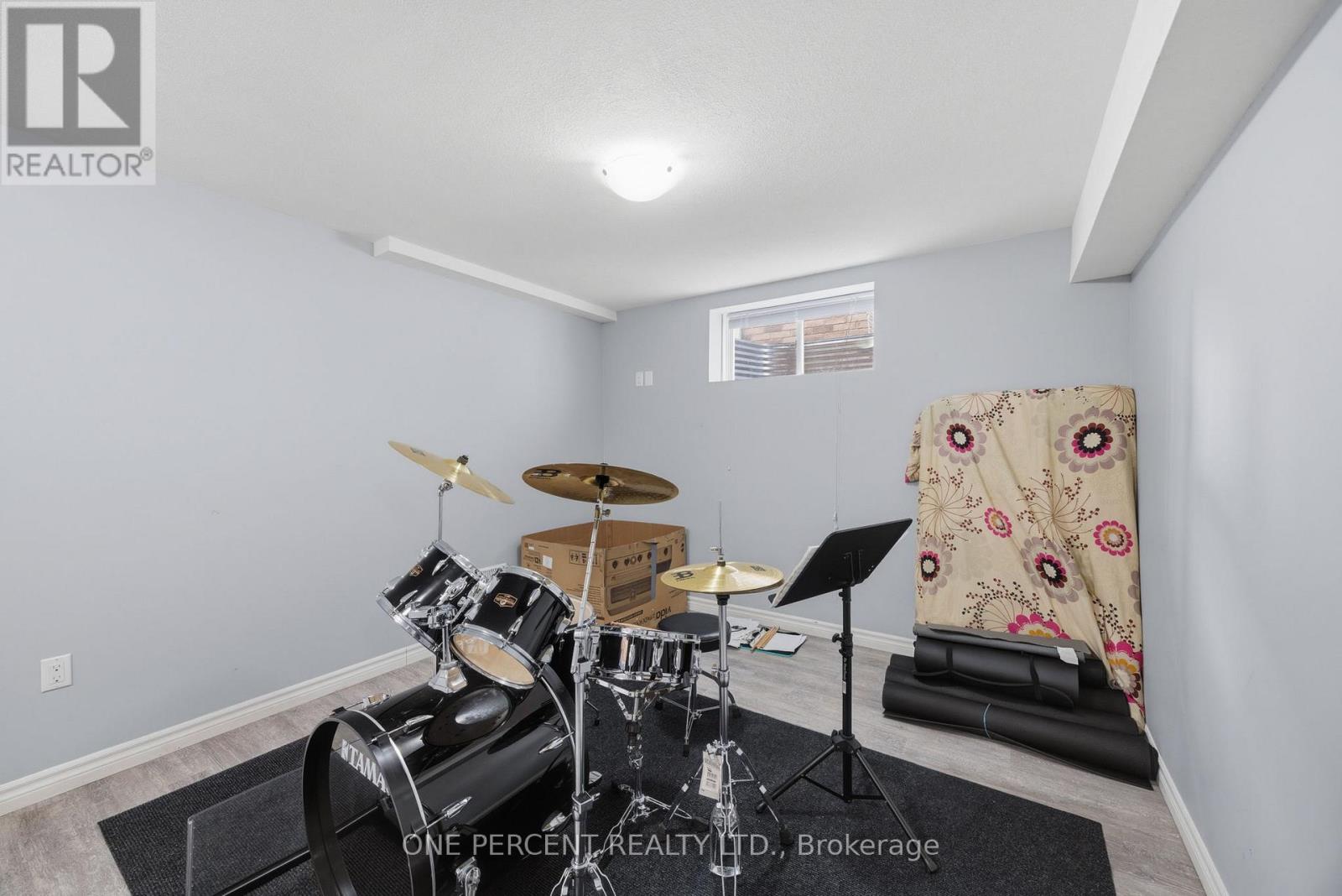 1862 REILLY WALK Property Photo