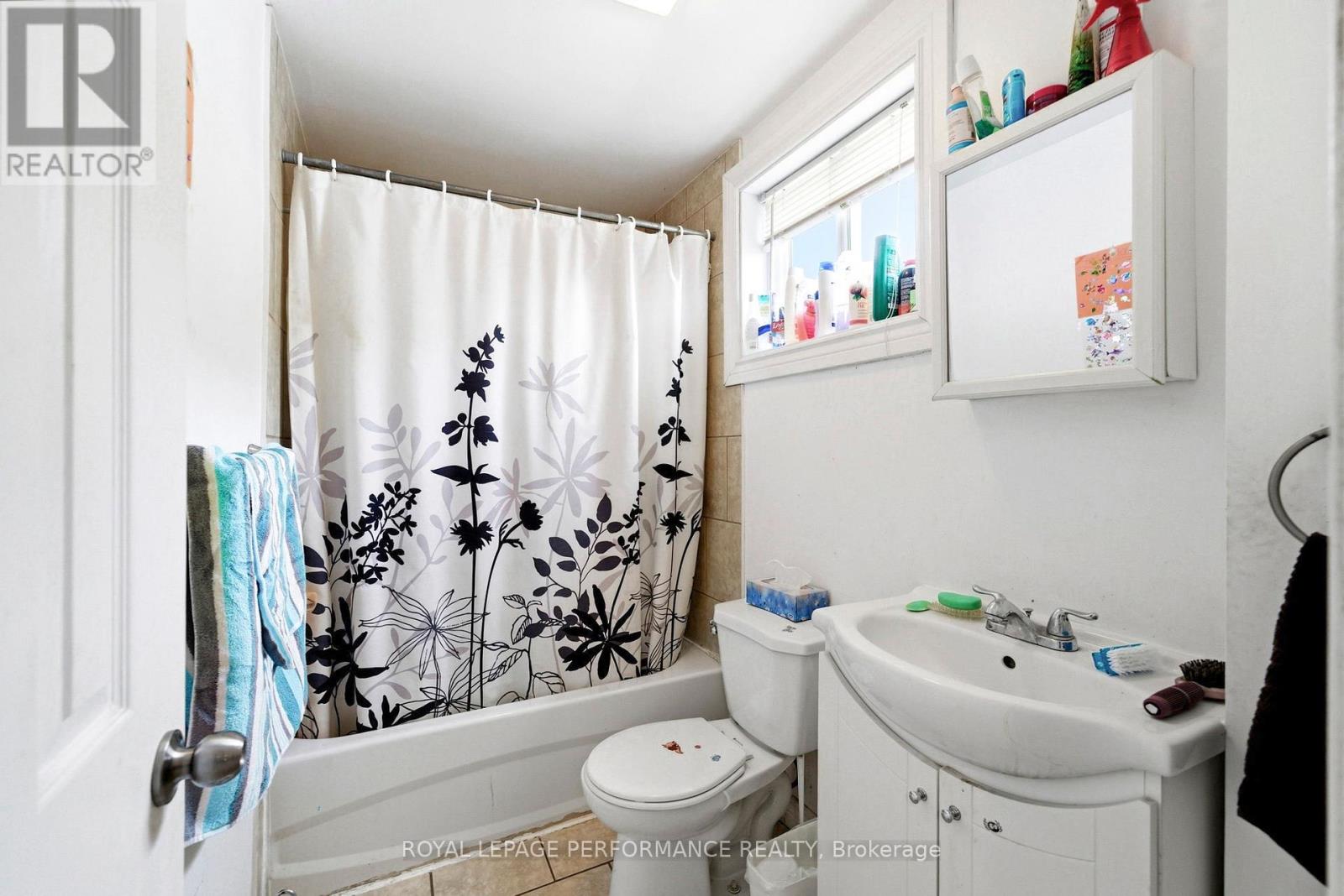 1121 HEBERT STREET - 20