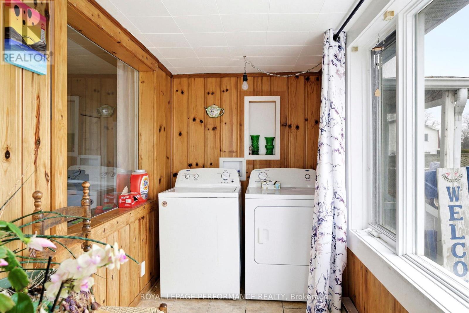 1121 HEBERT STREET - 22