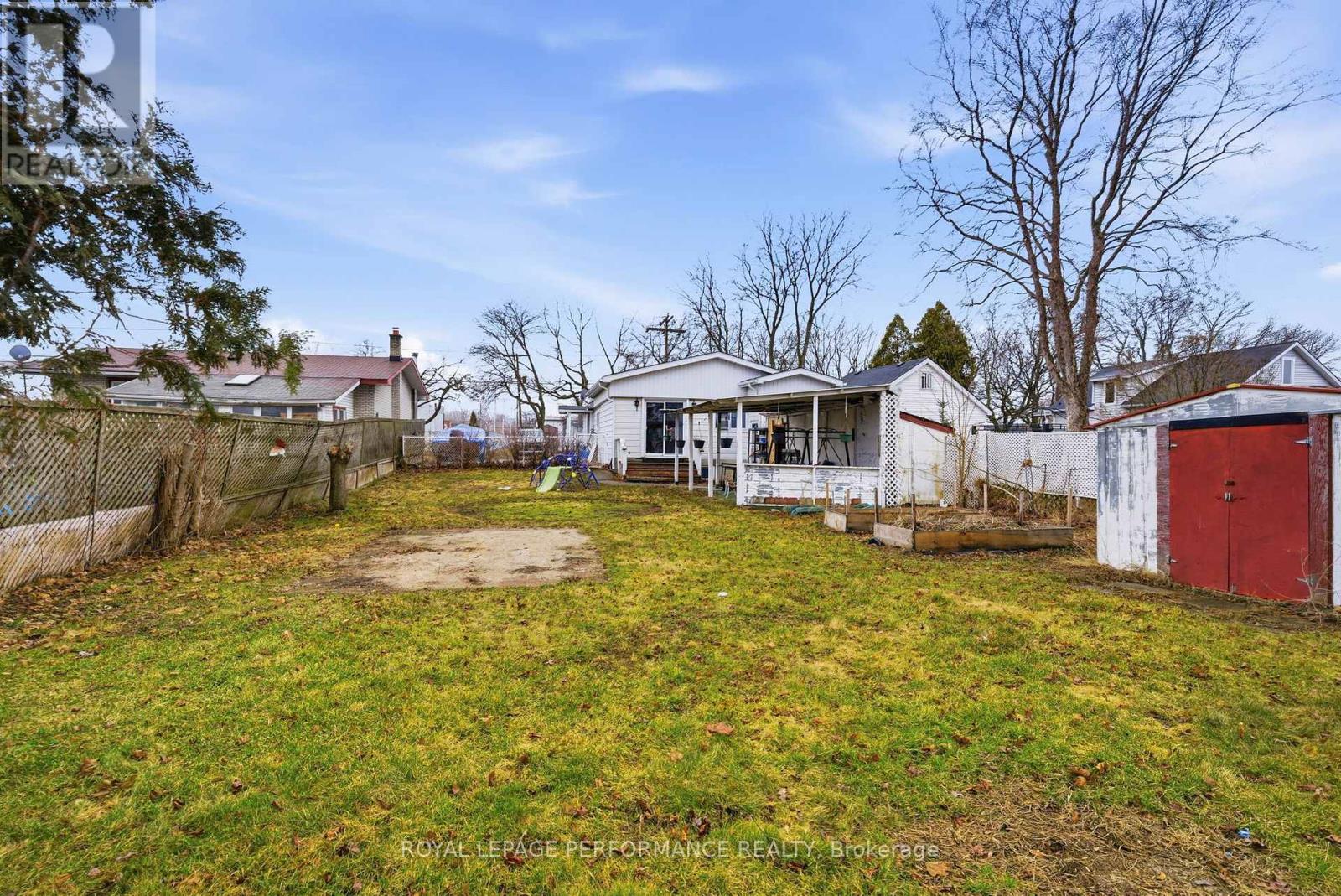 1121 HEBERT STREET - 28