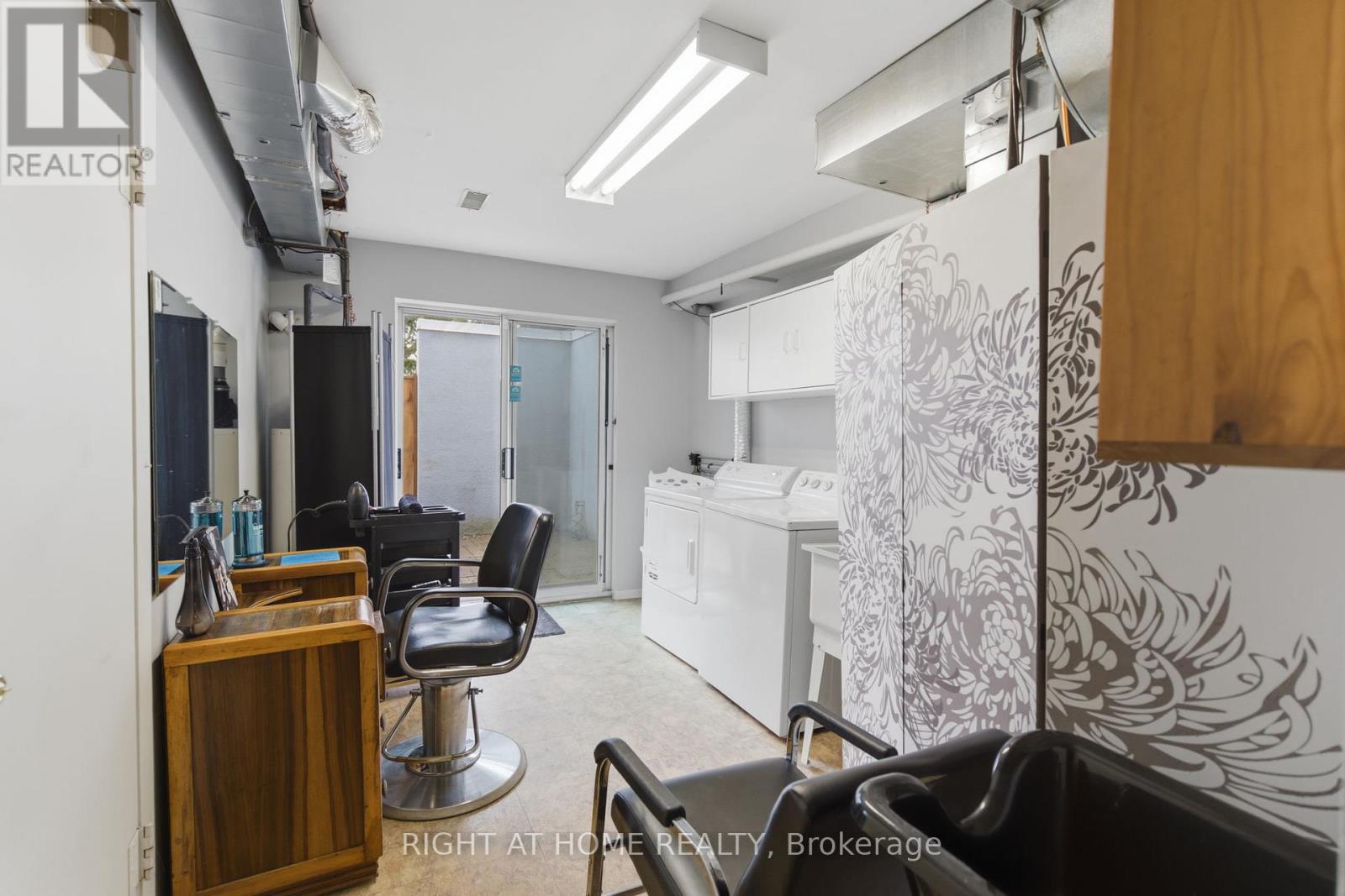 #12 303 GARDEN STREET - 25