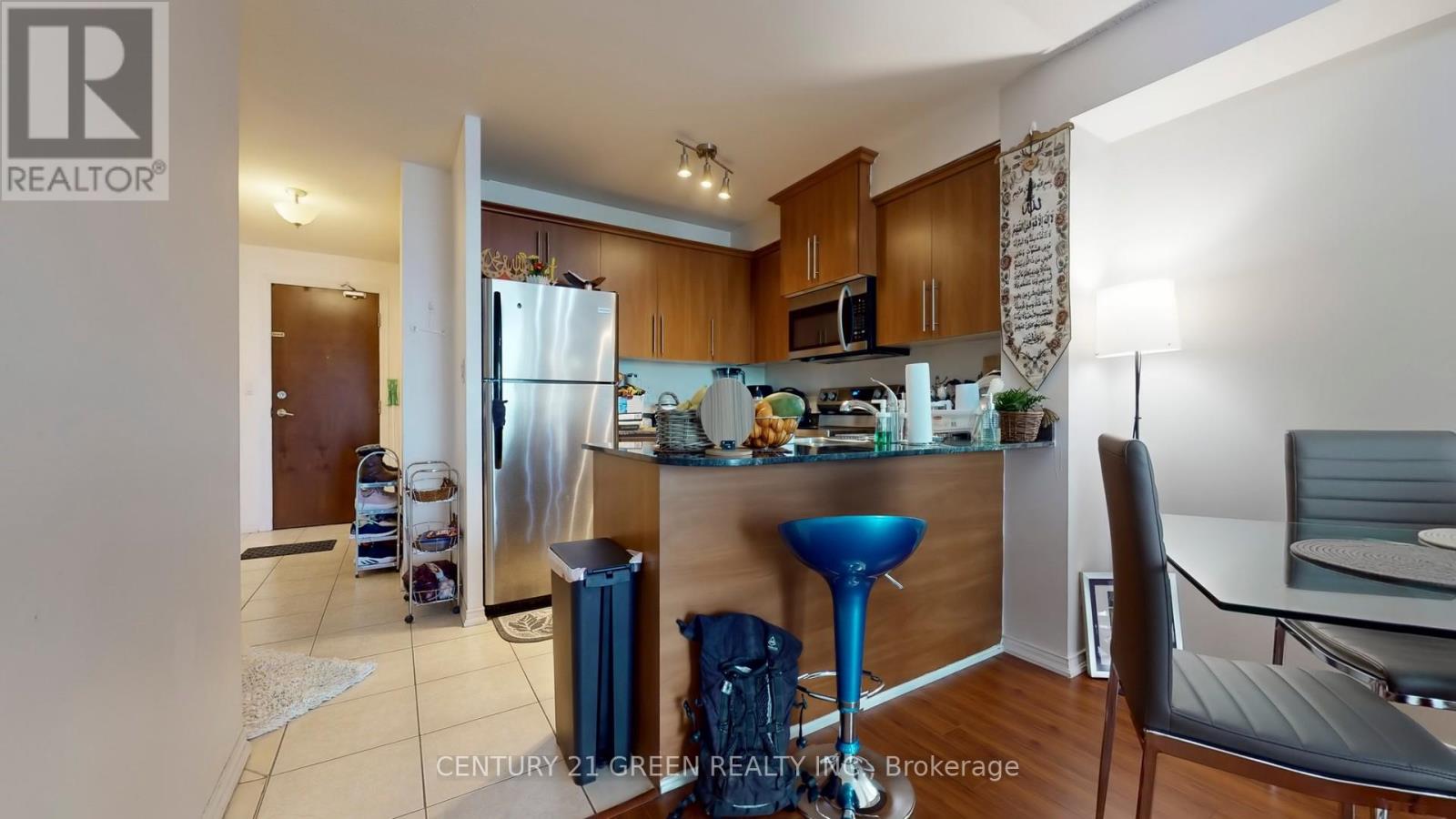 #LPH-H 6 ROSEBANK DRIVE - 18