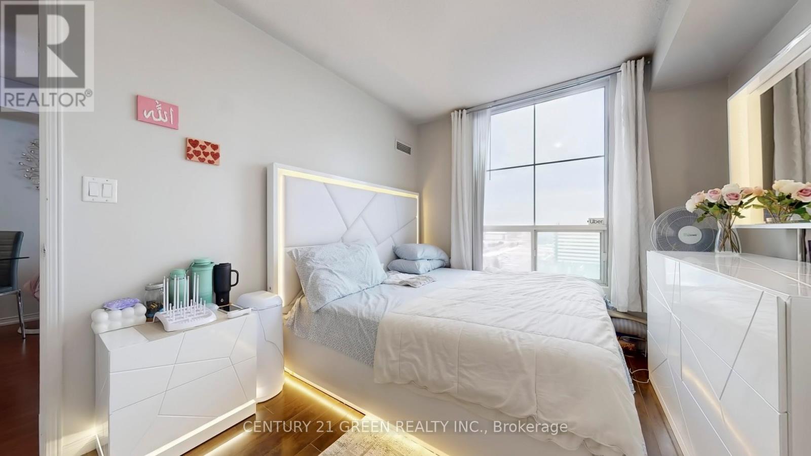 #LPH-H 6 ROSEBANK DRIVE - 25