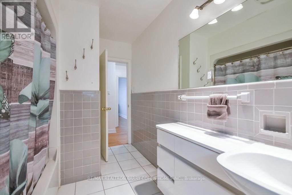 62 LETITIA STREET - 23