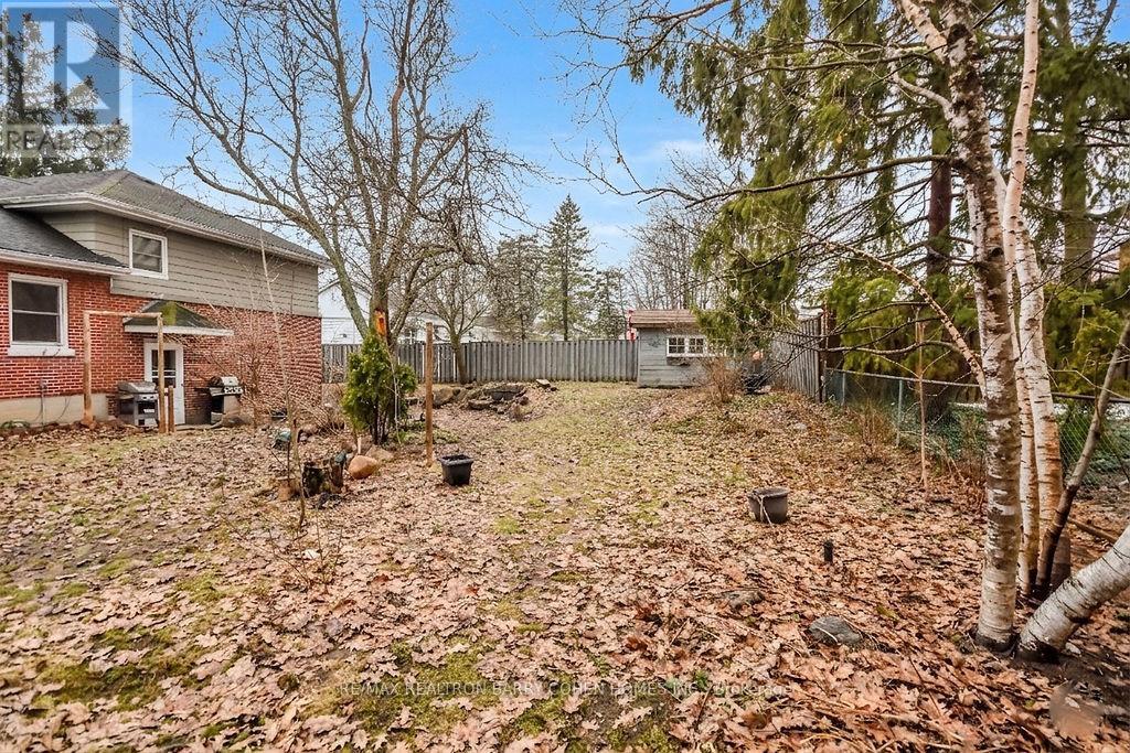 62 LETITIA STREET - 40