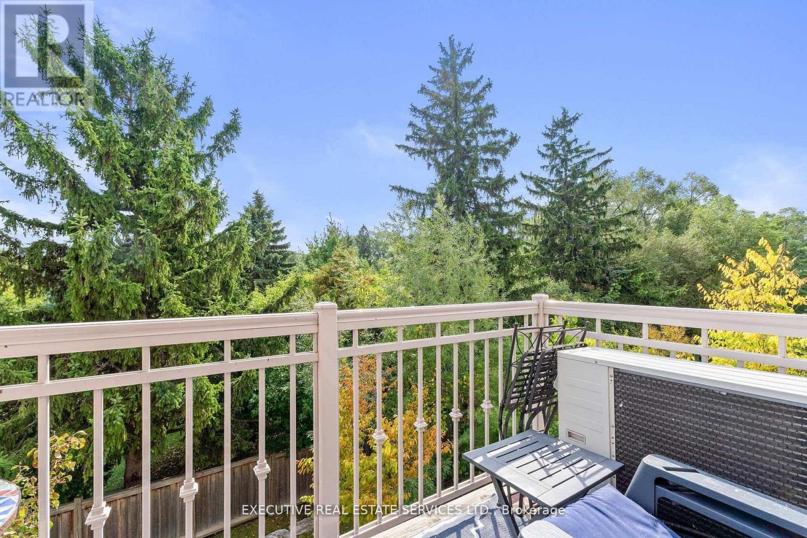 Single Family House for Sale in    HOWDEN BOULEVARD Brampton (Westgate) 