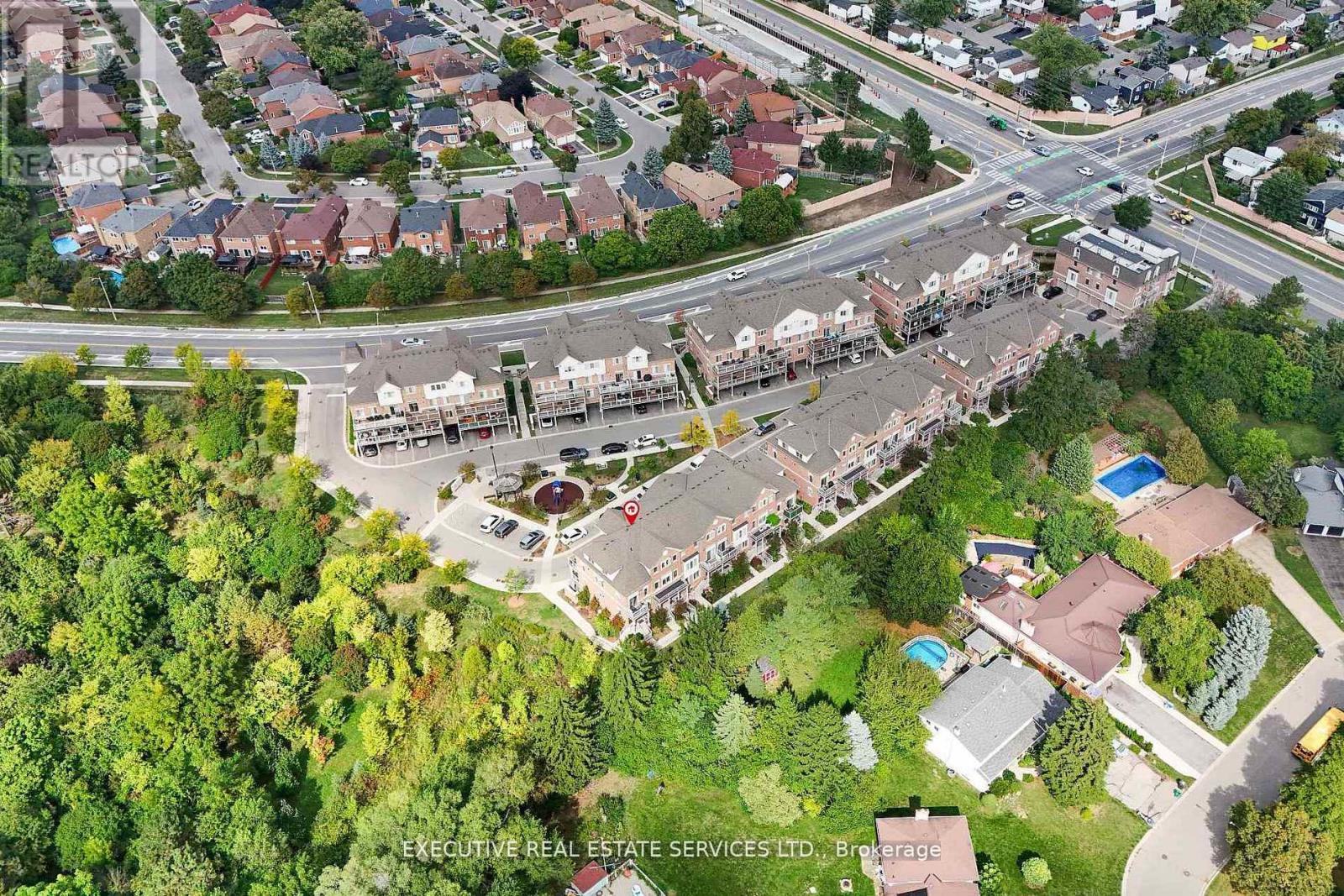 Single Family House for Sale in    HOWDEN BOULEVARD Brampton (Westgate) 