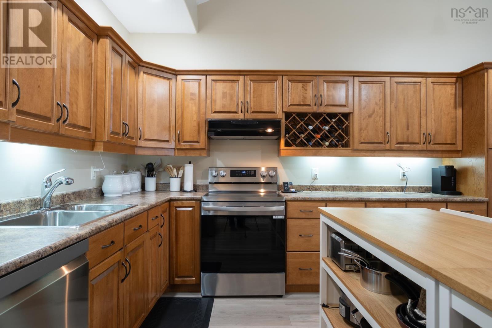 Property 2 of 34 of 7 Bona Crescent