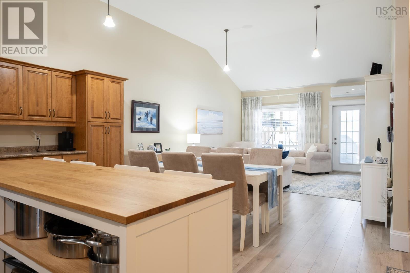 Property 9 of 34 of 7 Bona Crescent