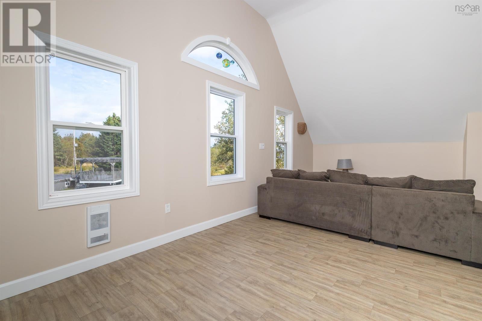 Property 27 of 35 of 696 Point Aconi Road