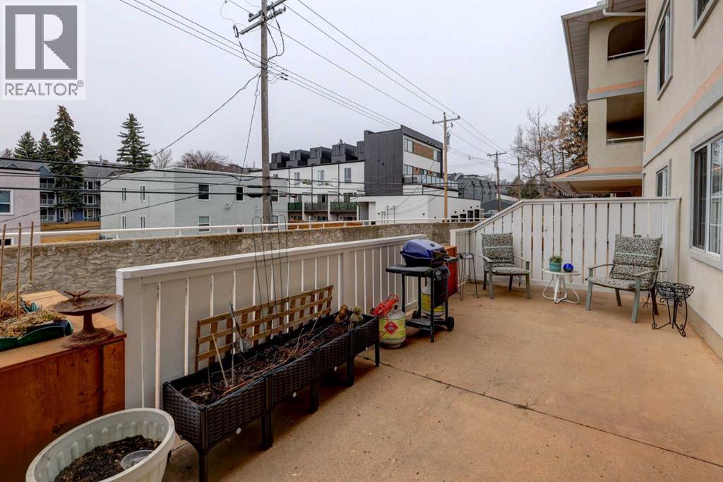 Single Family House for Sale in    Avenue SW South Calgary Calgary 