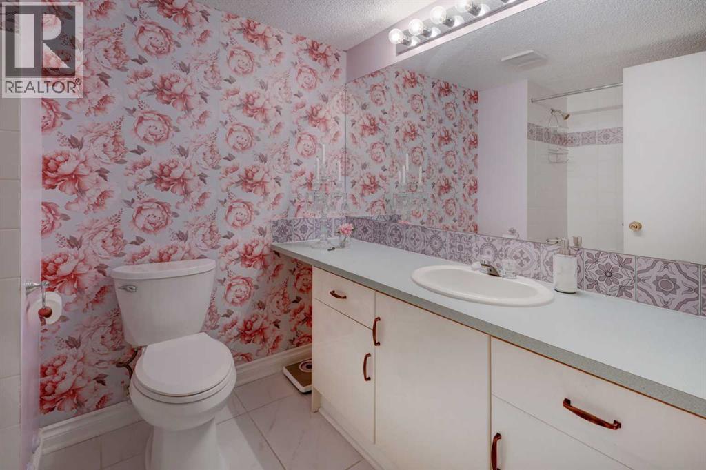 Single Family House for Sale in    Avenue SW South Calgary Calgary 