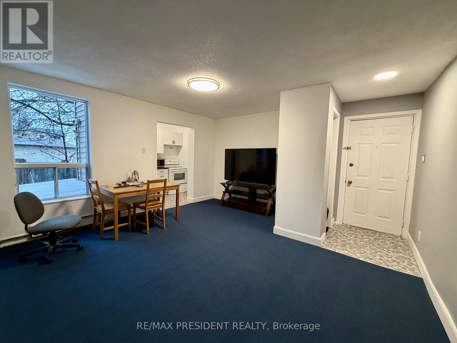 37 BOND STREET S - 11