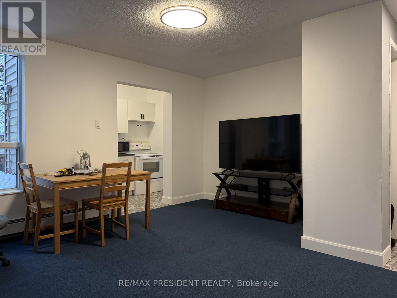 37 BOND STREET S - 13