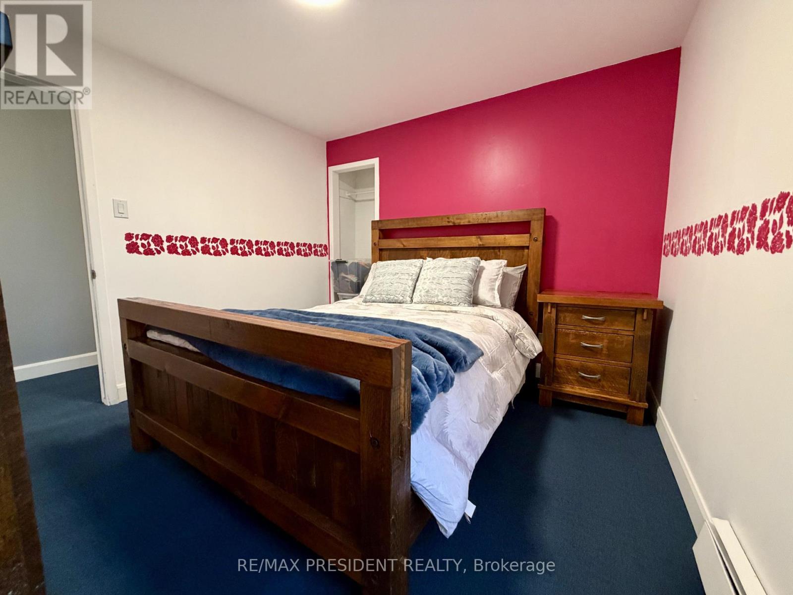 37 BOND STREET S - 16