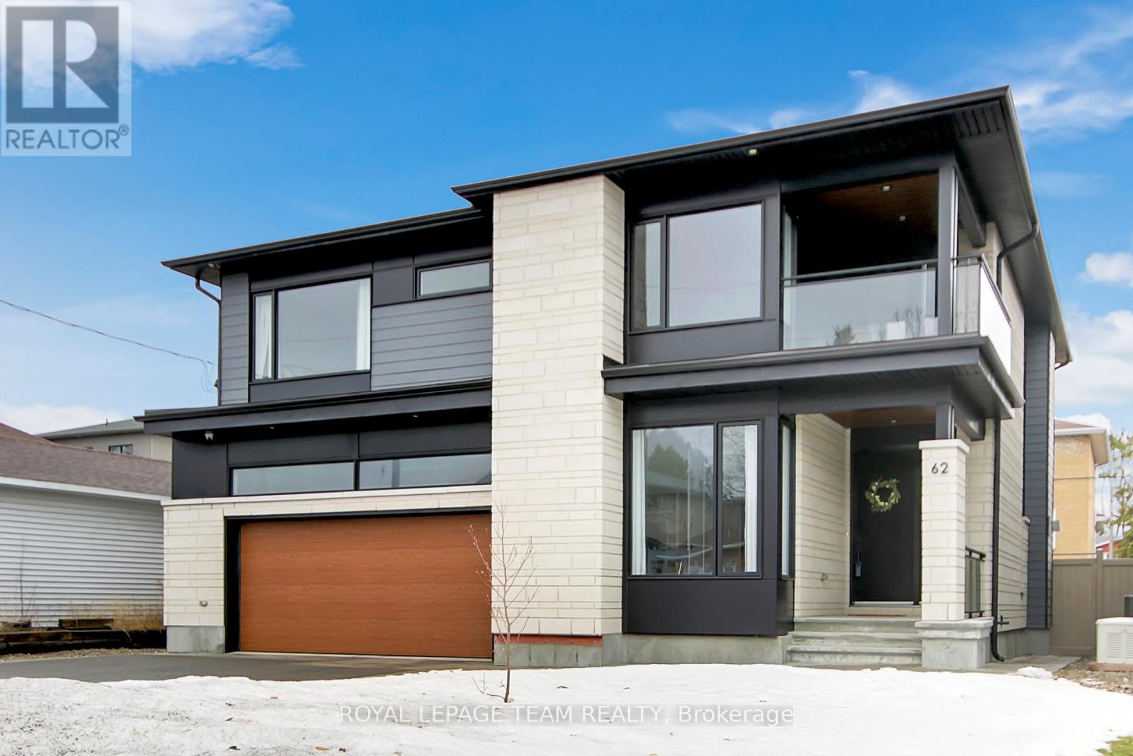 Welcome to 62 Rossland Avenue