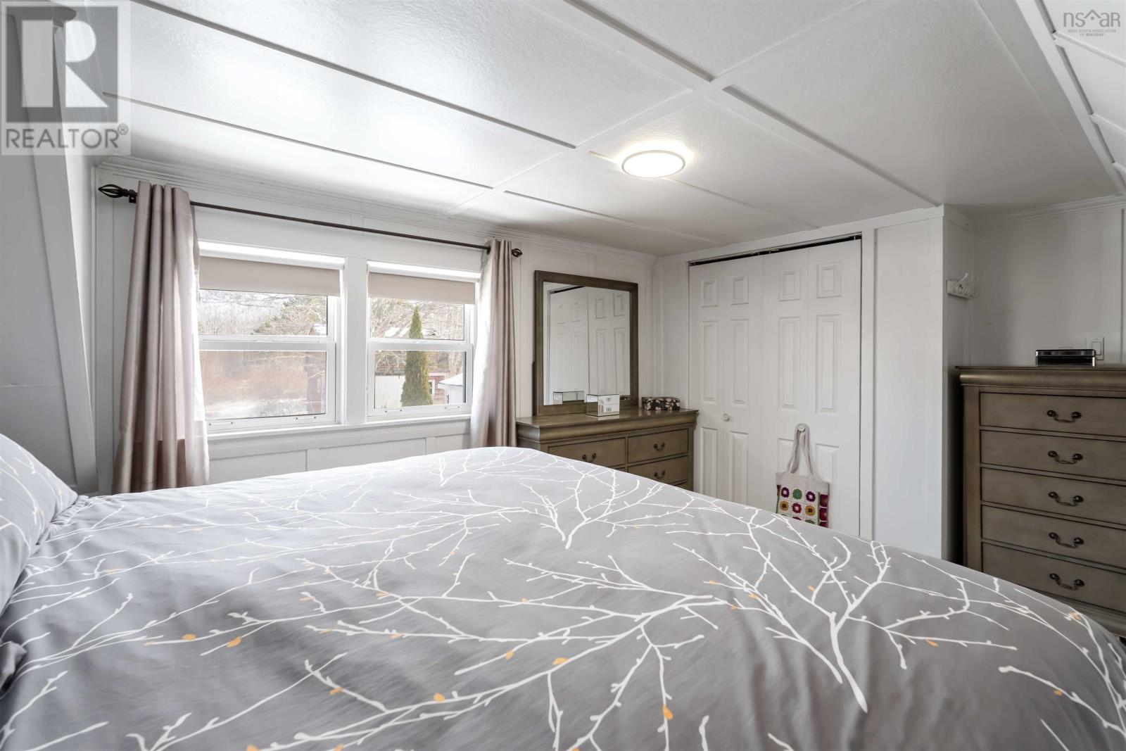 Property 13 of 38 of 102 Old Post Road