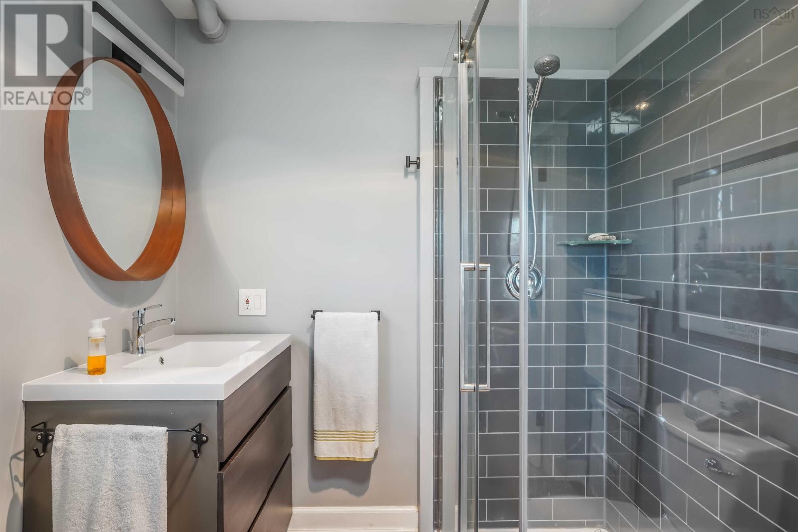 Property 25 of 51 of 427 Overcove Road