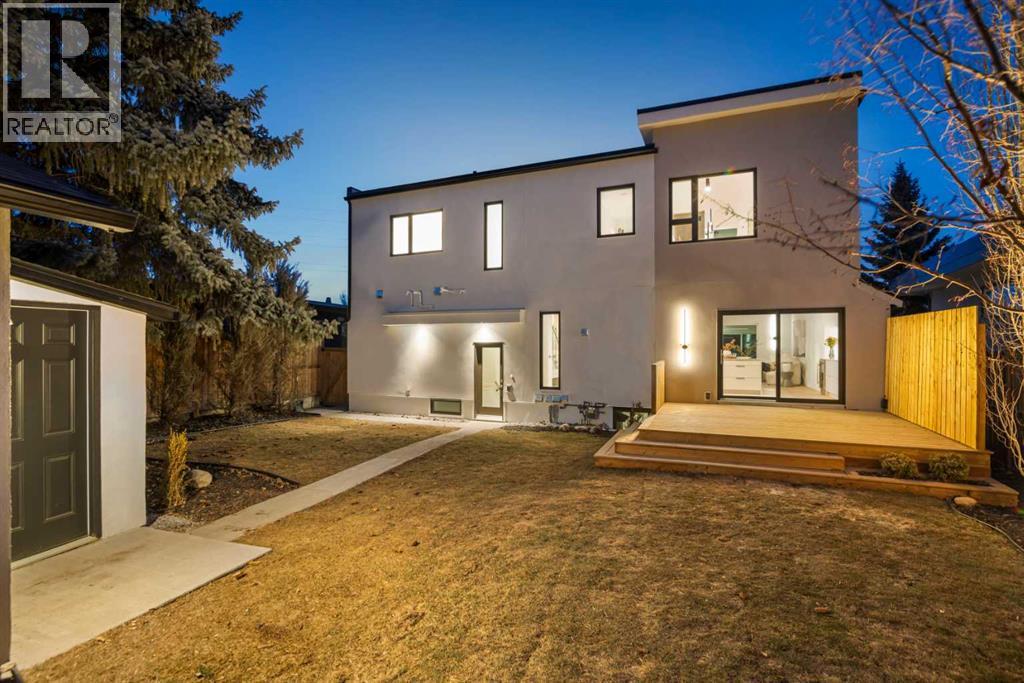 Single Family House for Sale in  Spruce Drive SW Spruce Cliff Calgary 