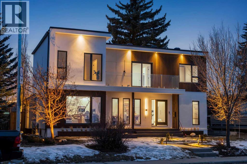 Single Family House for Sale in  Spruce Drive SW Spruce Cliff Calgary 