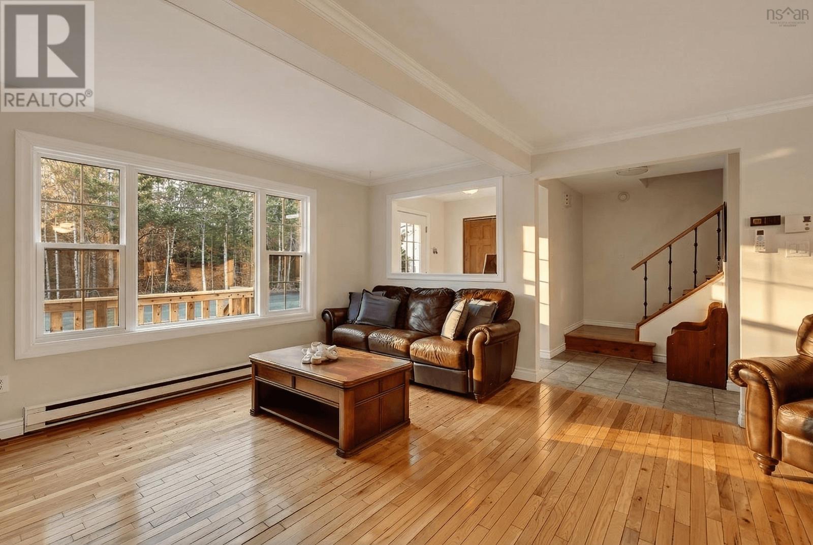 Property 10 of 46 of 16 Wilcot Lane