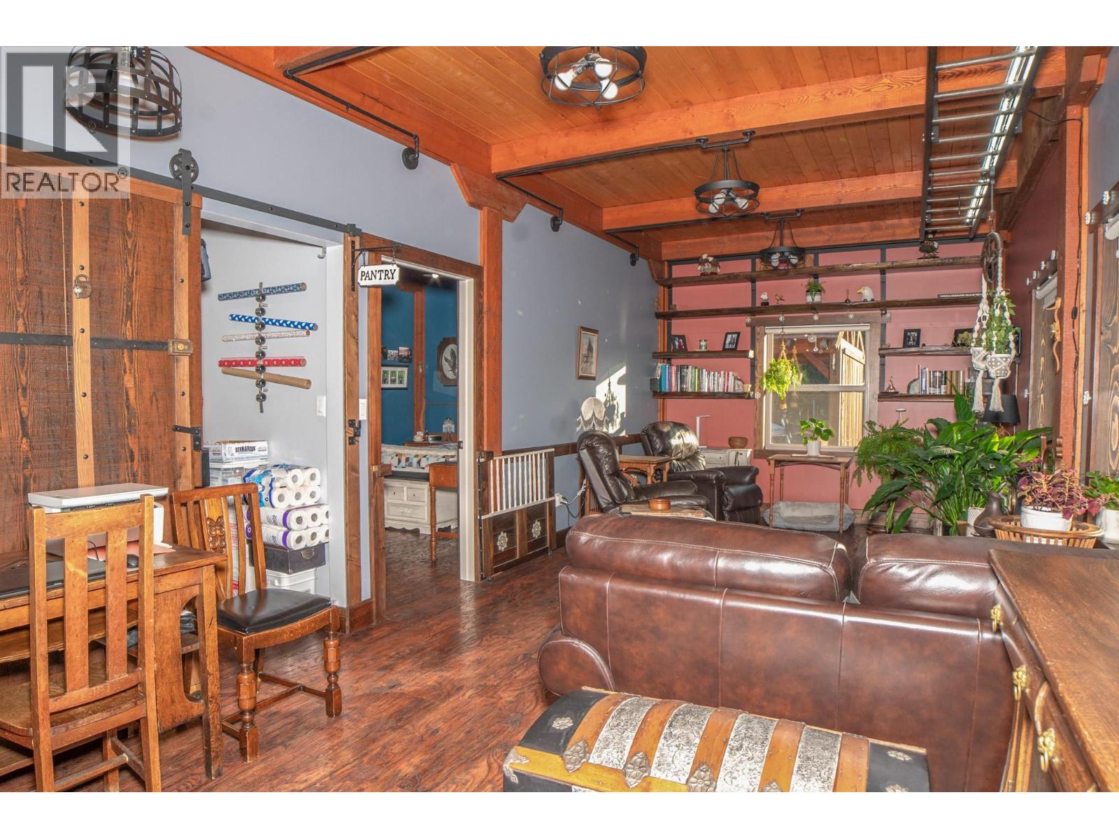 1627 Hood Road Road, Creston