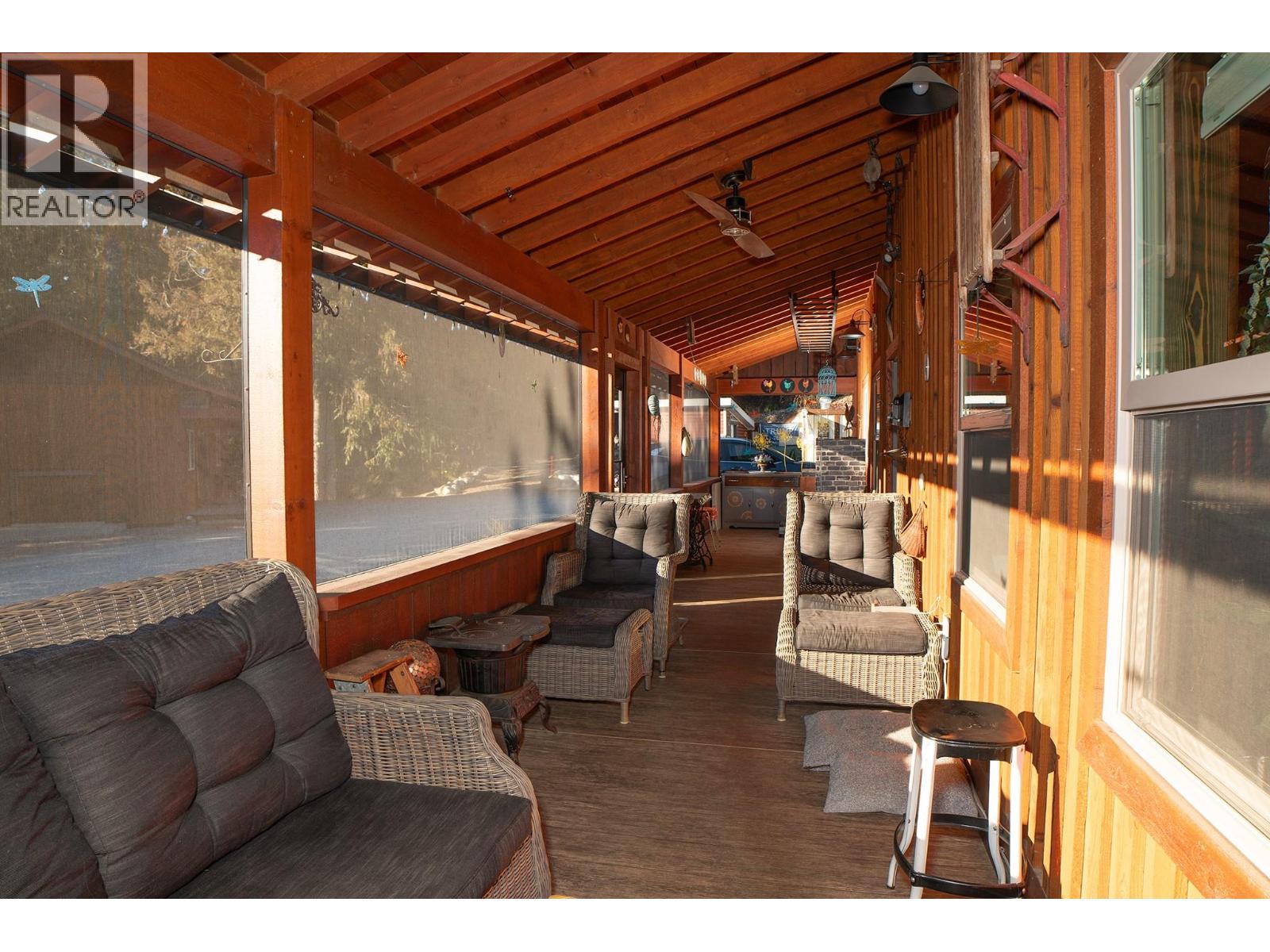 1627 Hood Road Road, Creston