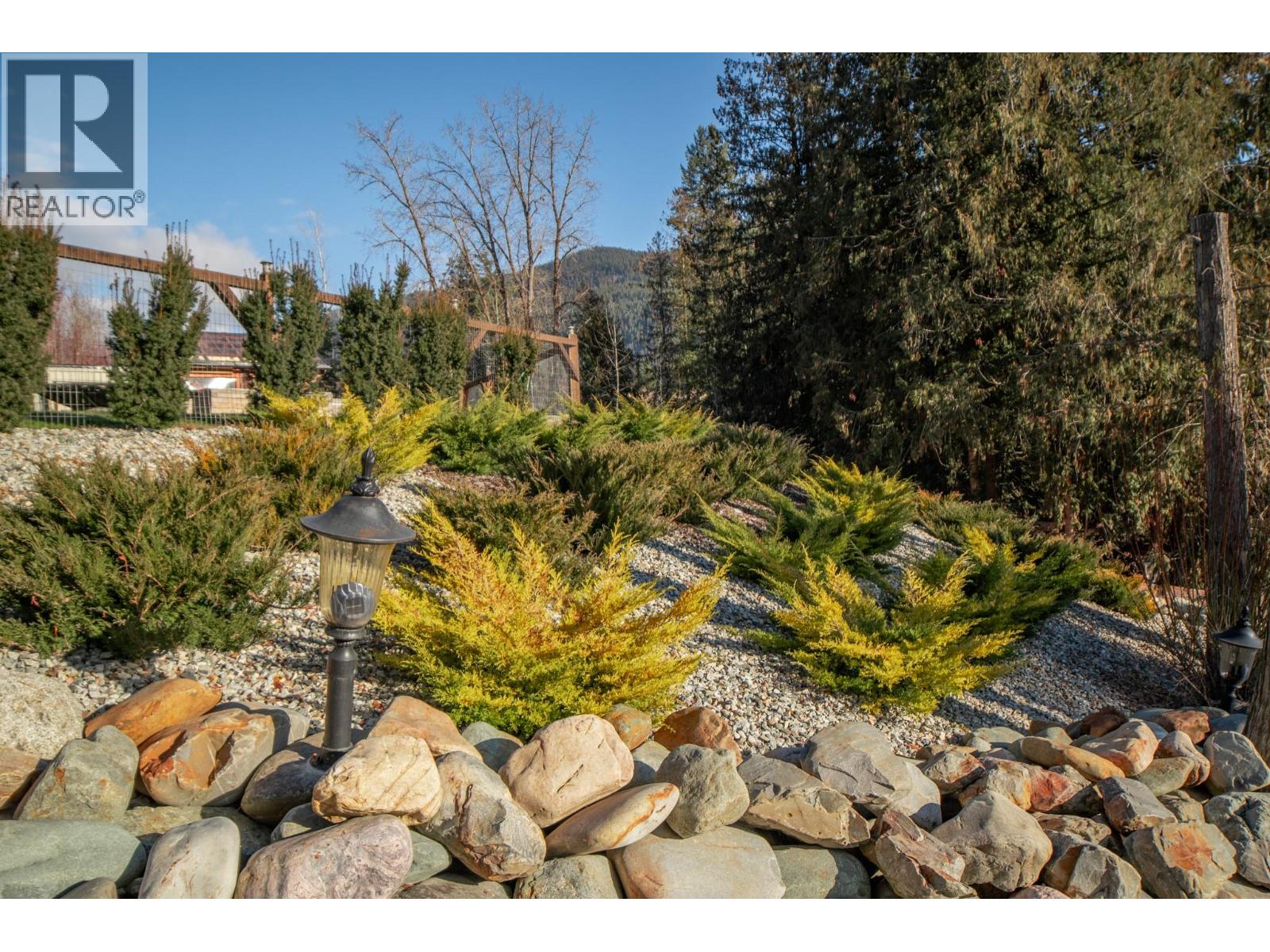 1627 Hood Road Road, Creston