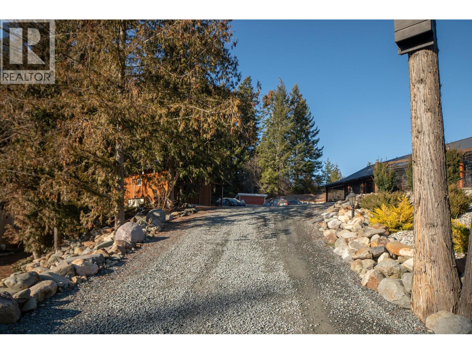 1627 Hood Road Road, Creston